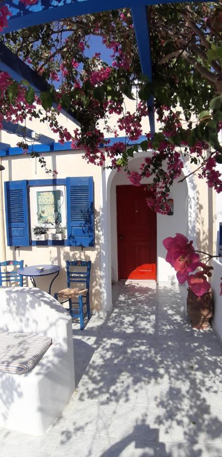 Villa Spyros Studios Santorini Perissa  Exterior foto