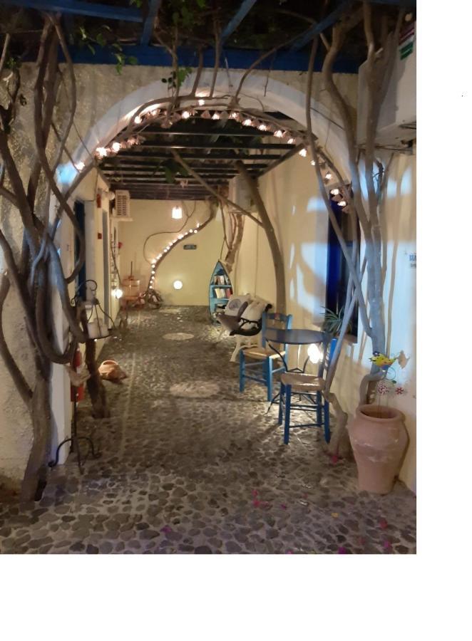 Villa Spyros Studios Santorini Perissa  Exterior foto