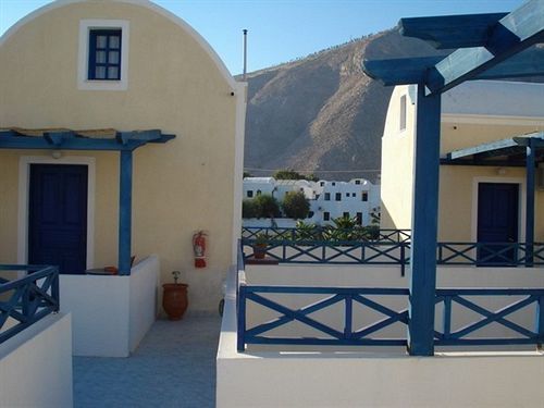Villa Spyros Studios Santorini Perissa  Exterior foto